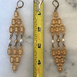 Awesome earrings gold with pearl drops